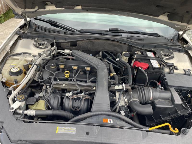 Ford Fusion I4 S 2009