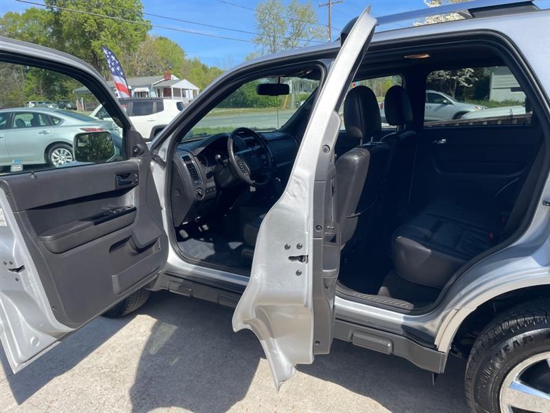 Ford Escape Limited FWD 2011