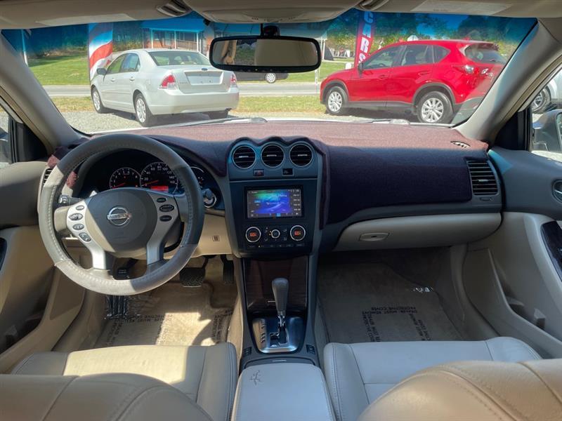 Nissan Altima 3.5 SR 2010