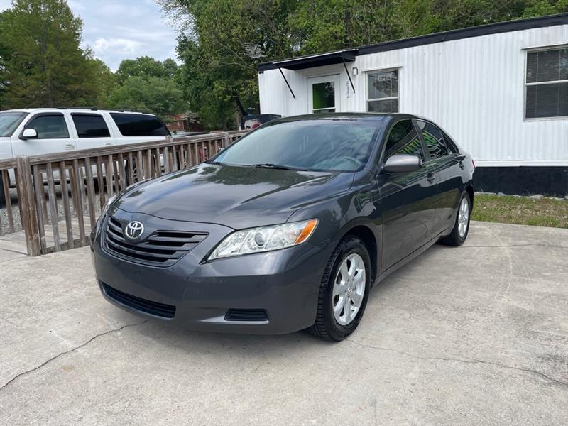 Toyota Camry SE 5-Spd AT 2009
