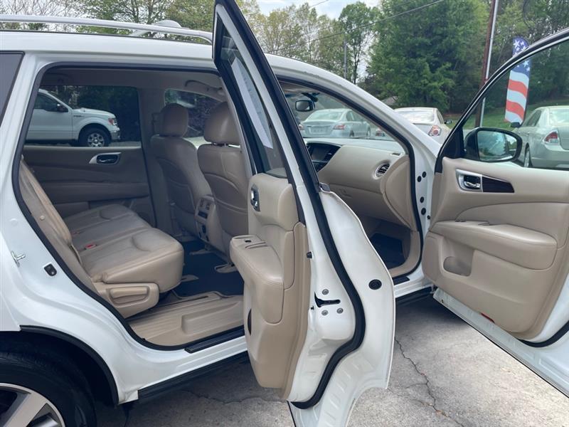 Nissan Pathfinder S 2WD 2014