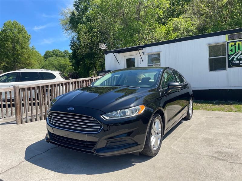 Ford Fusion SE 2015