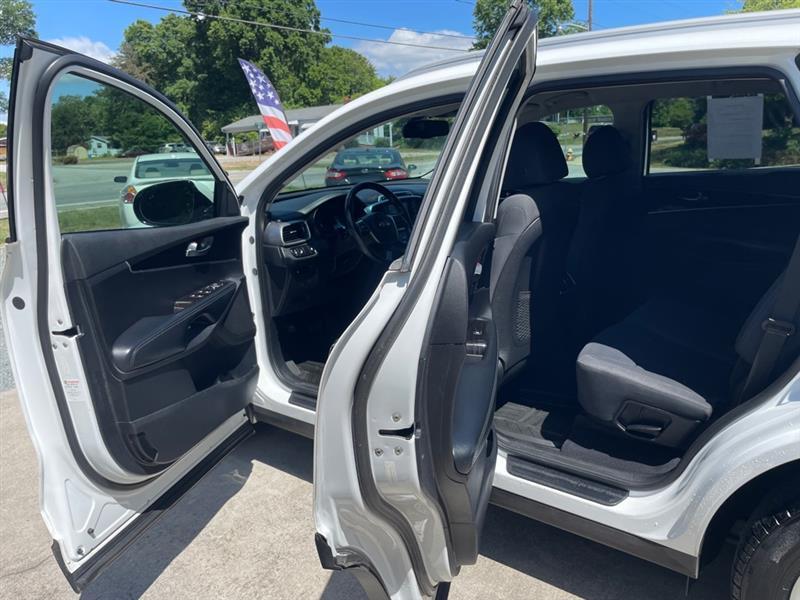 Kia Sorento LX 2WD 2019