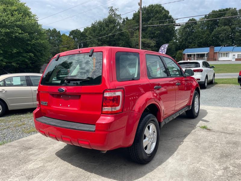 Ford Escape XLS FWD AT 2009