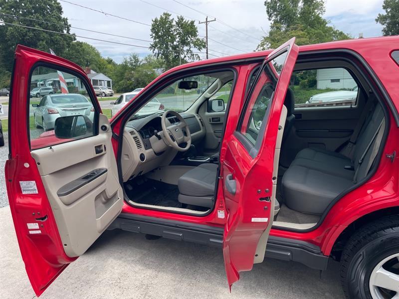 Ford Escape XLS FWD AT 2009