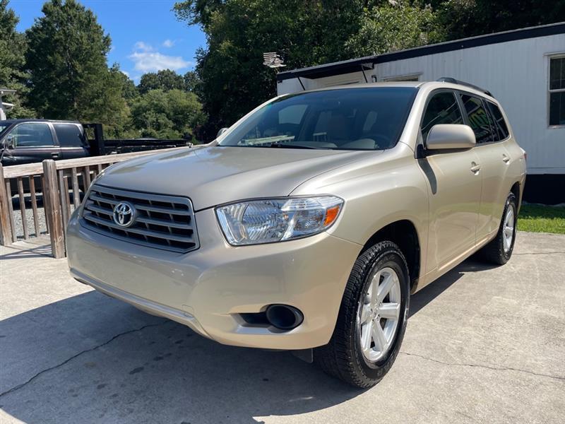 Toyota Highlander Base 2WD 2008
