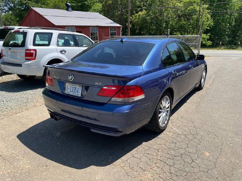 BMW 7-Series 750i 2007