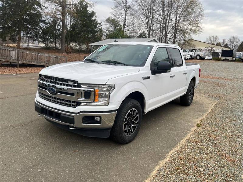 2020 Ford F-150 XL's photo