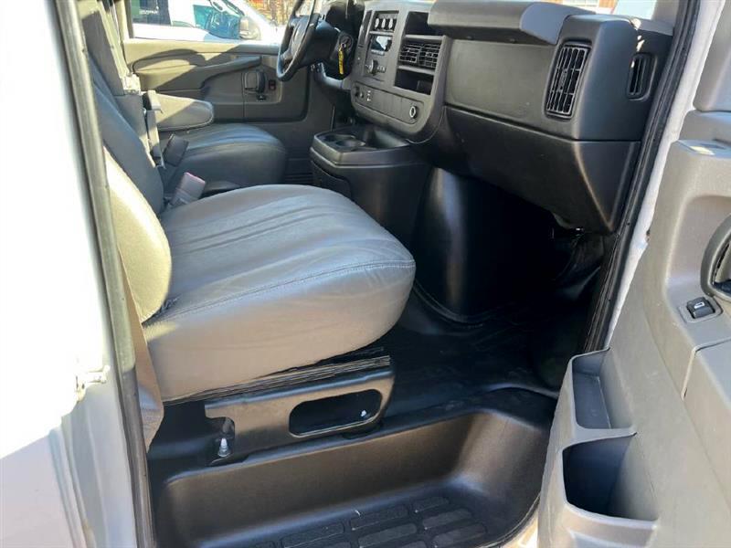 Chevrolet Express 2500 Cargo 2012