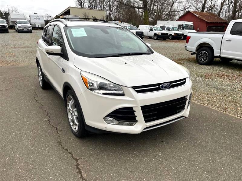 Ford Escape Titanium 4WD 2015