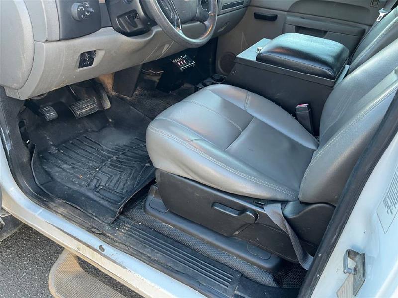 Chevrolet Silverado 3500HD Work Truck Long Box 2WD 2012