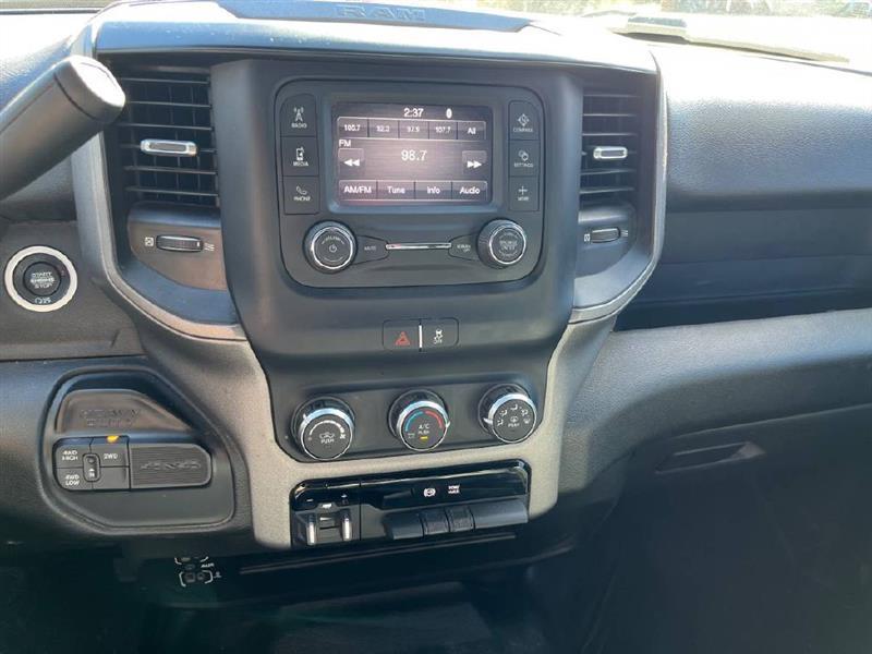 RAM 2500 Tradesman Crew Cab LWB 4WD 2022