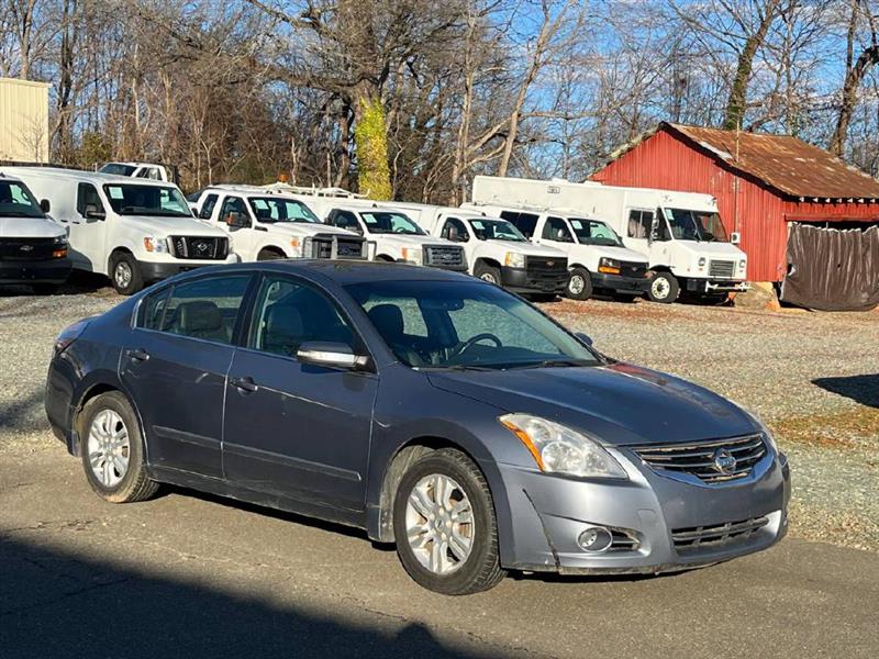 Nissan Altima 2.5 S 2010