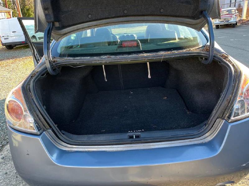 Nissan Altima 2.5 S 2010