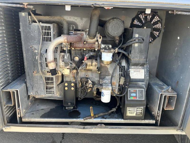 Ford F-550 Regular Cab DRW 2WD 2015