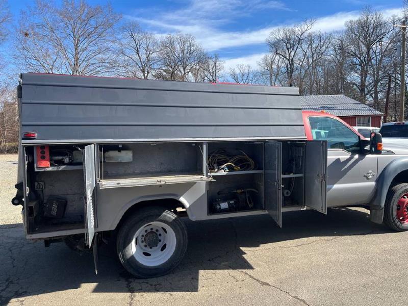 Ford F-550 Regular Cab DRW 2WD 2015