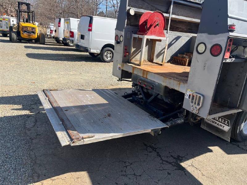 Ford F-550 Regular Cab DRW 2WD 2015