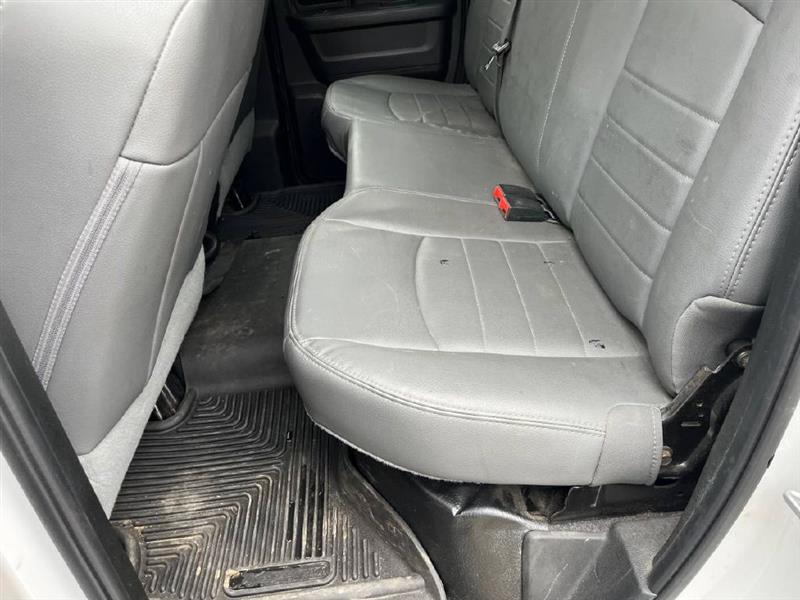 RAM 1500 Classic Tradesman Quad Cab 4WD 2020