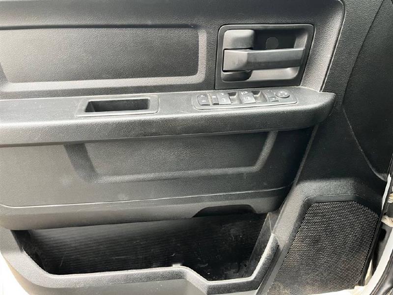 RAM 1500 Classic Tradesman Quad Cab 4WD 2020