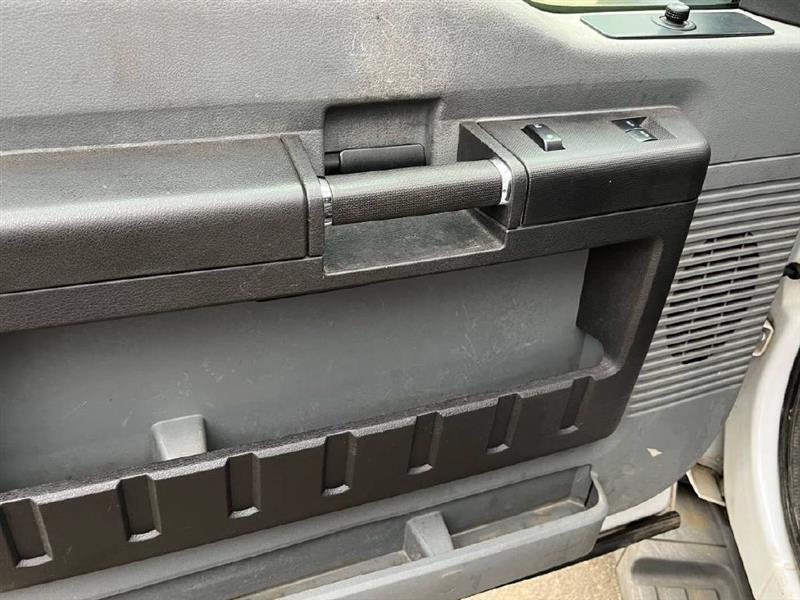 Ford F-550 Regular Cab DRW 2WD 2013