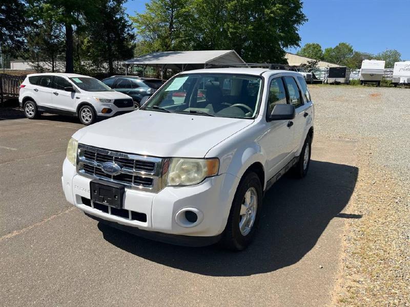 2009 Ford Escape XLS