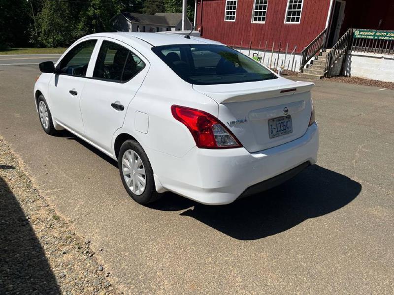 Nissan Versa 1.6 S 5M 2018