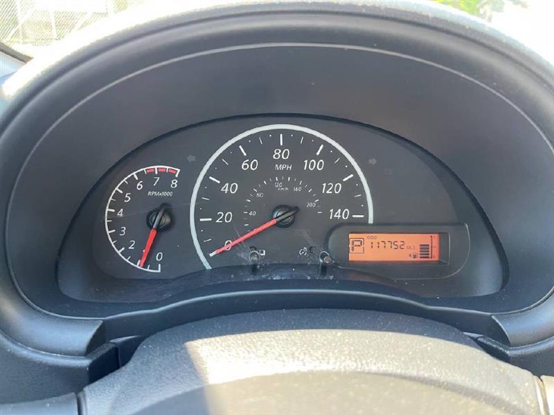 Nissan Versa 1.6 S 5M 2018