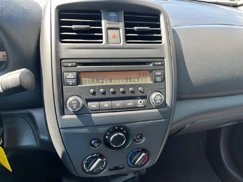 Nissan Versa 1.6 S 5M 2018
