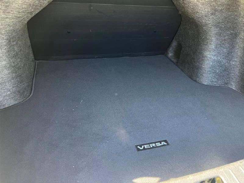 Nissan Versa 1.6 S 5M 2018