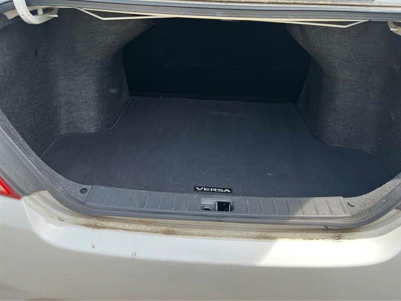 Nissan Versa 1.6 S 5M 2018