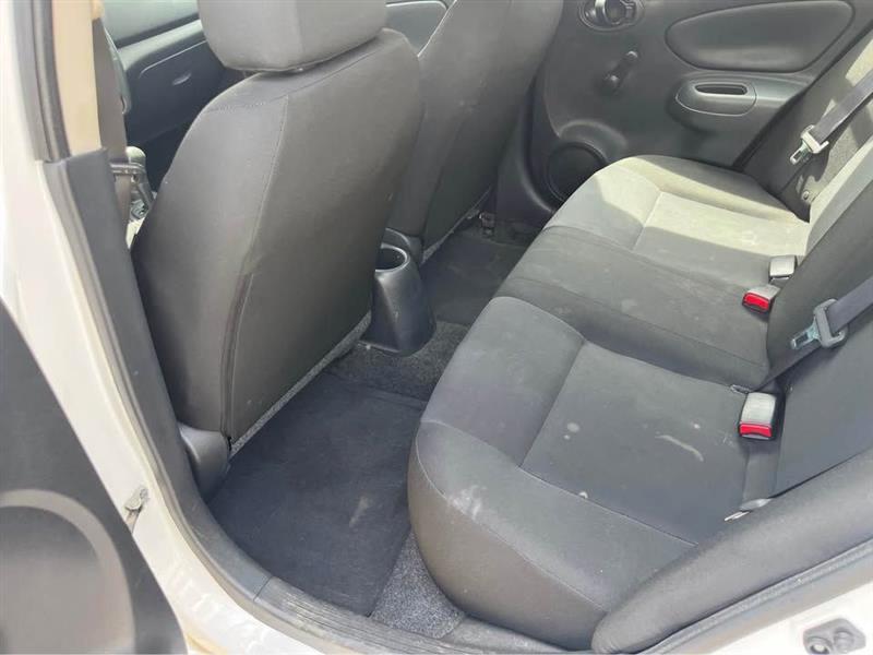 Nissan Versa 1.6 S 5M 2018