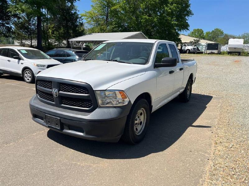RAM 1500 Tradesman Quad Cab 2WD 2017