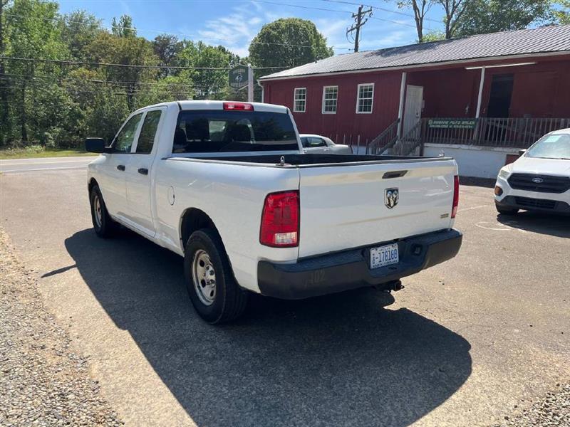 RAM 1500 Tradesman Quad Cab 2WD 2017