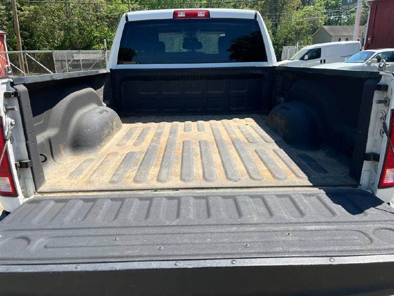 RAM 1500 Tradesman Quad Cab 2WD 2017