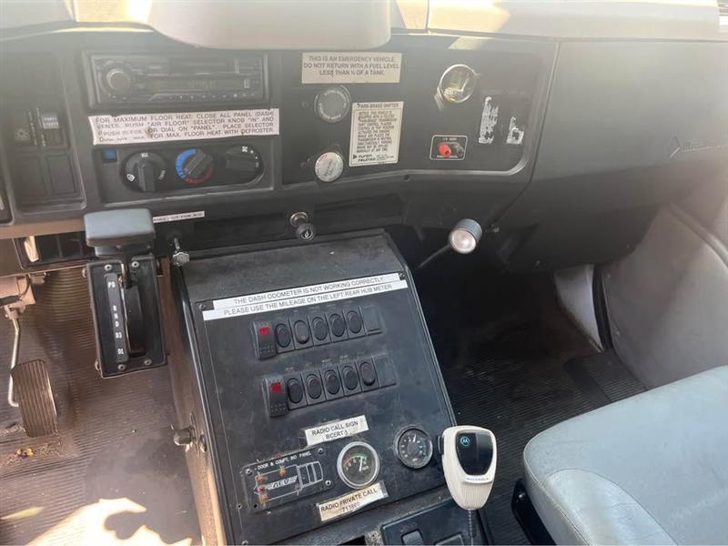 International 4700  1999