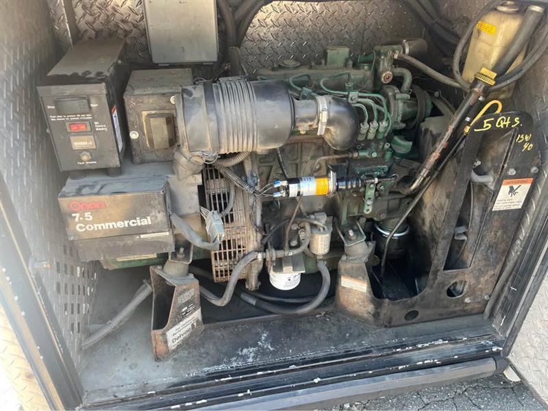 International 4700  1999