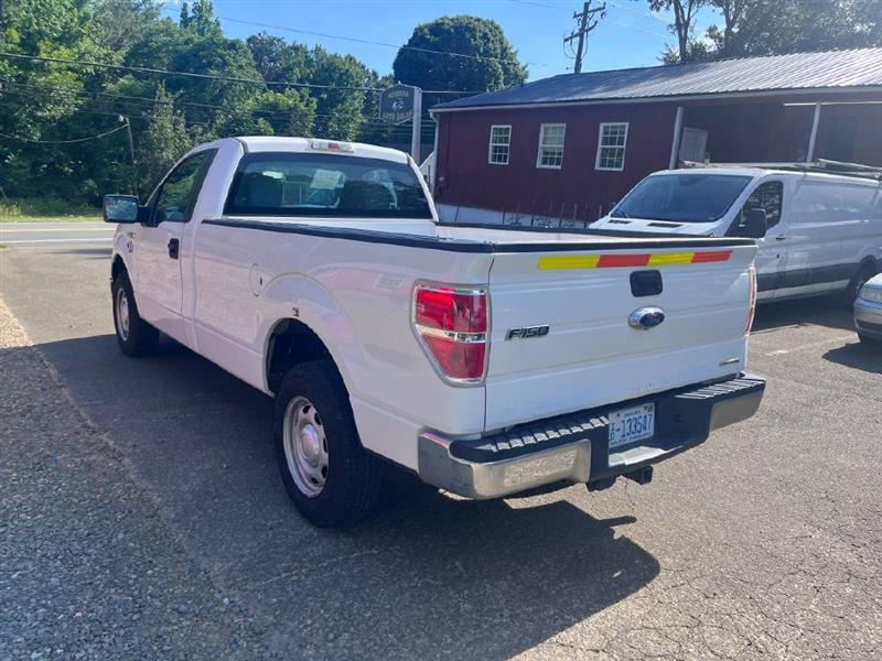 Ford F-150 XL 8-ft. Bed 2WD 2014