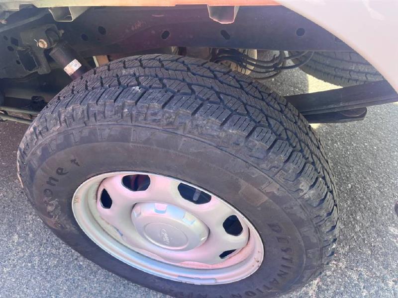 Ford F-150 XL 8-ft. Bed 2WD 2014