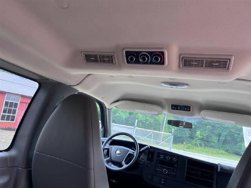 Chevrolet Express LS 2500 2012