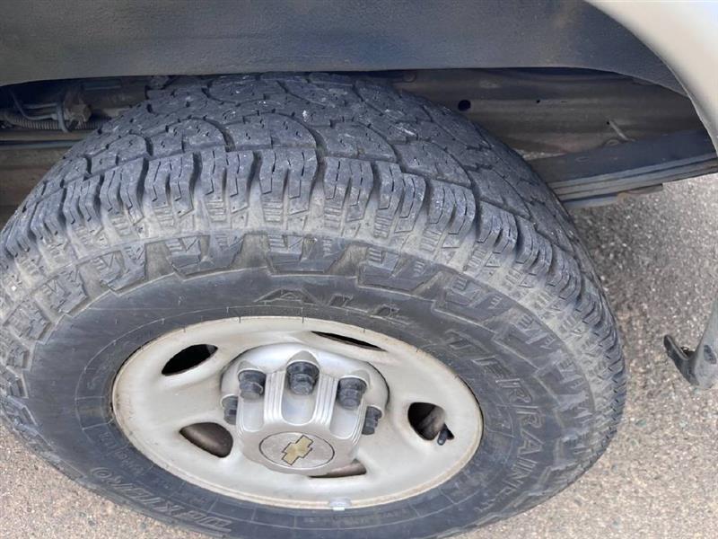 Chevrolet Express LS 2500 2012