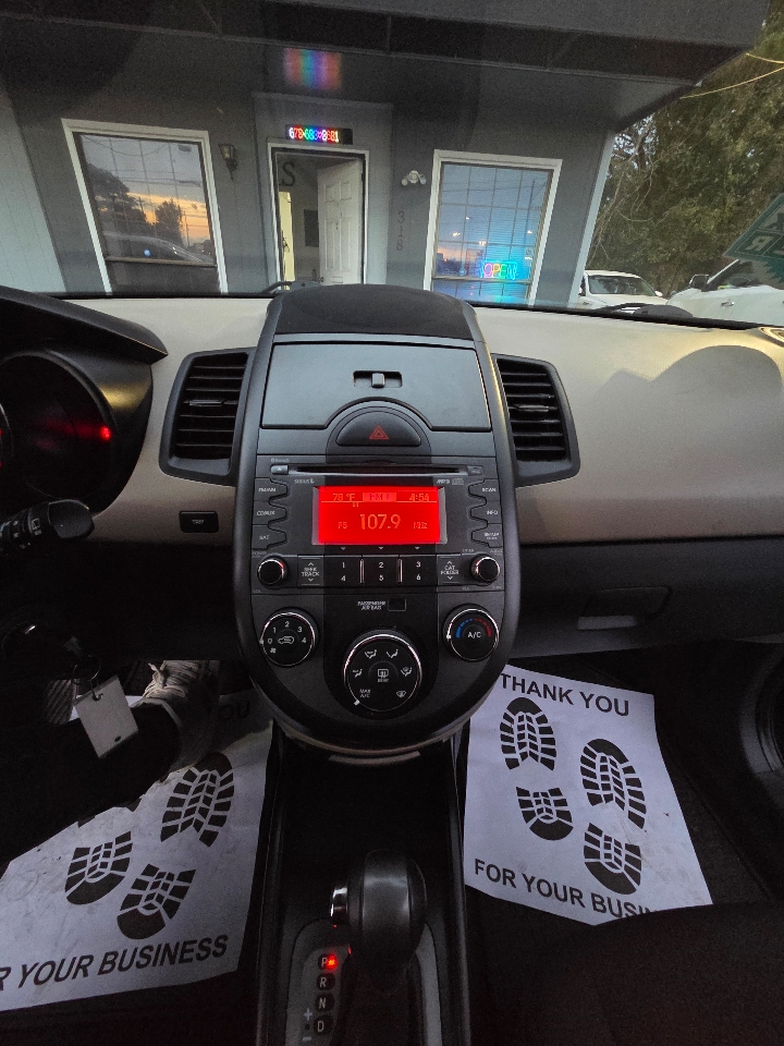 Kia Soul + 2011 Kia Soul + 2011