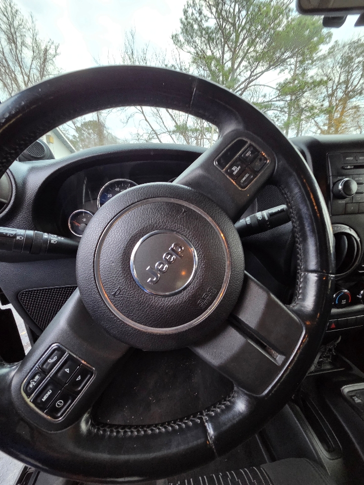 Jeep Wrangler Unlimited Sport 4WD 2011