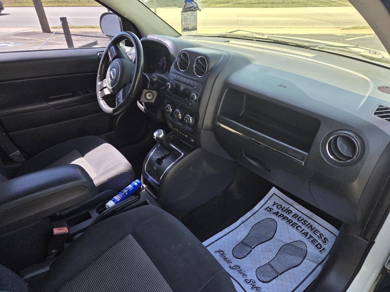 Jeep Compass Sport FWD 2011