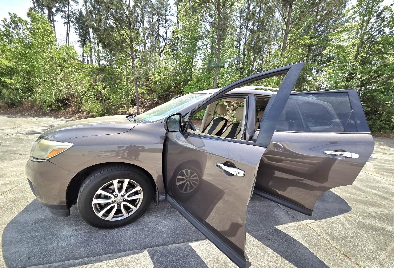 Nissan Pathfinder S 2WD 2016