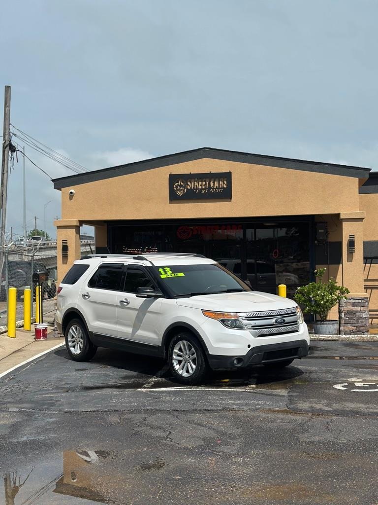 Ford Explorer XLT FWD 2013