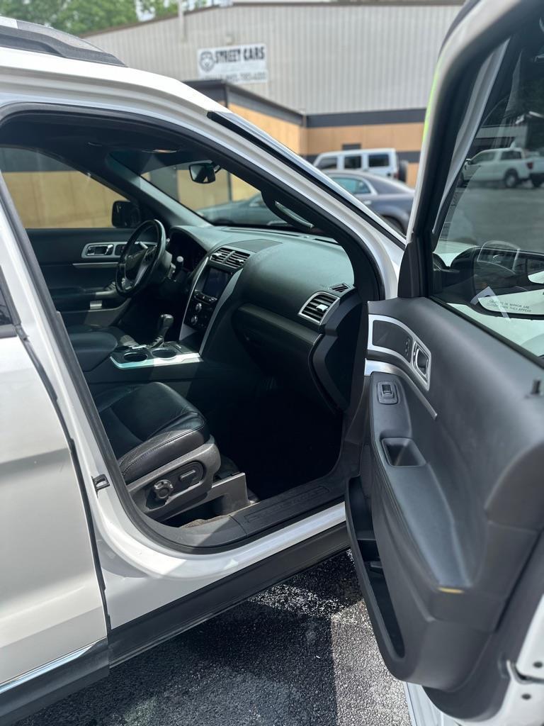Ford Explorer XLT FWD 2013