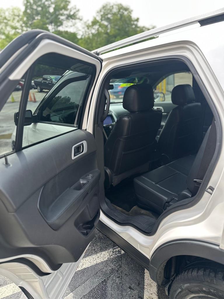 Ford Explorer XLT FWD 2013