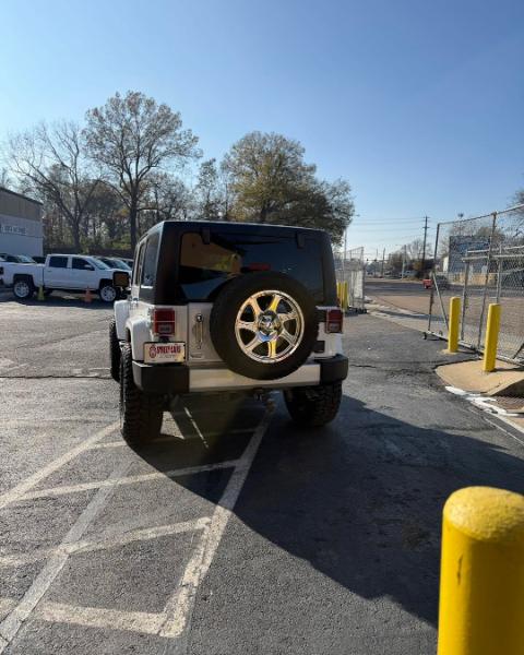 Jeep Wrangler Unlimited Sahara 4WD 2014