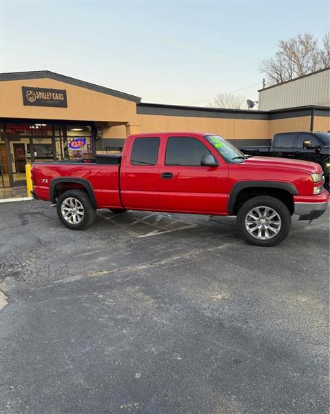 Chevrolet Silverado 1500 LS Ext. Cab 4WD 2006