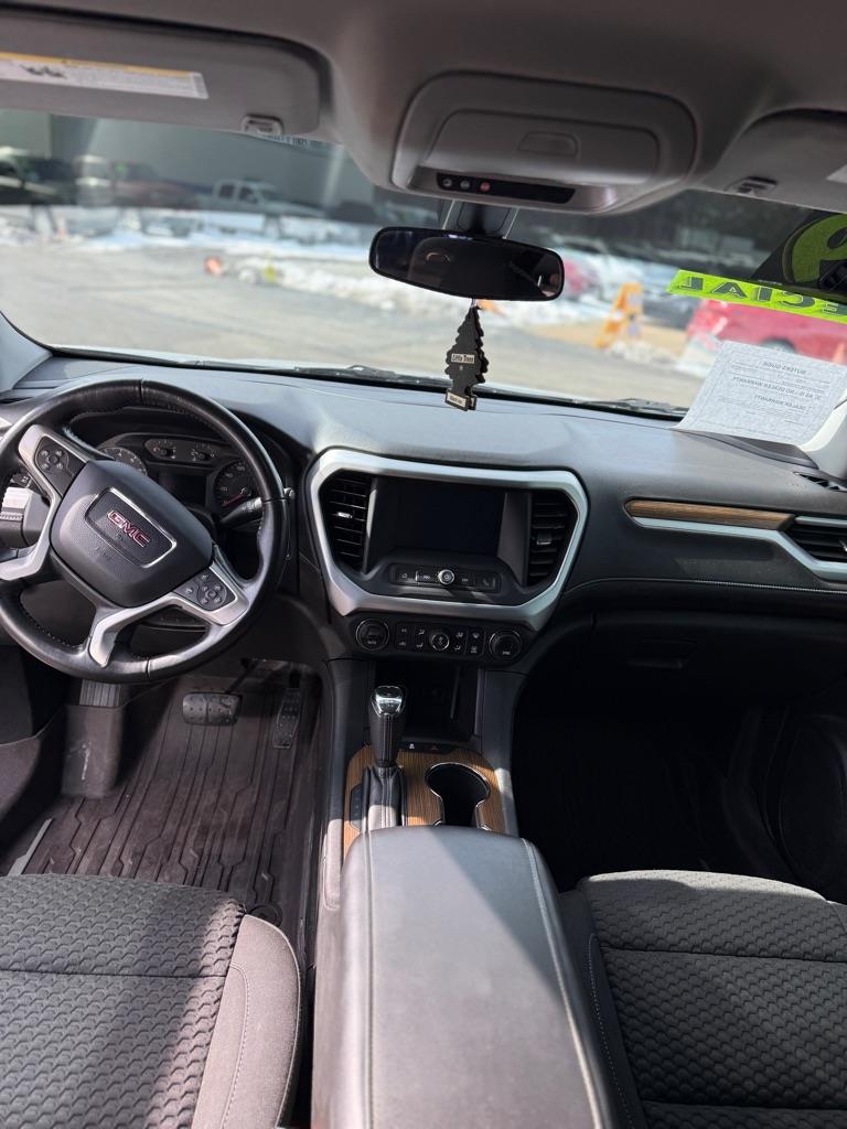 GMC Acadia SLE-1 FWD 2019